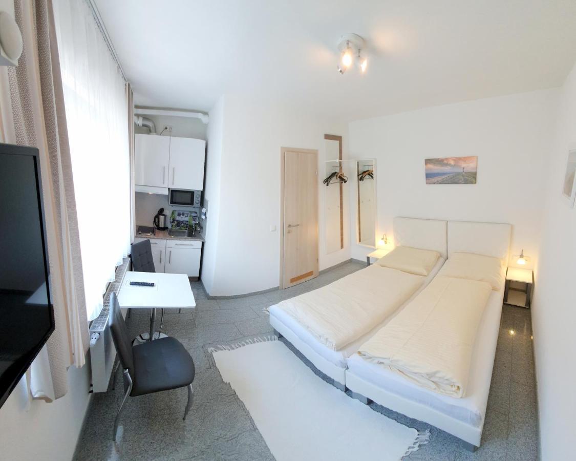 Haus Zum Schlosspark Veitshochheim Ngoại thất bức ảnh