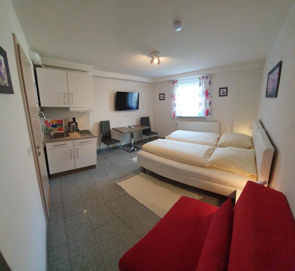 Haus Zum Schlosspark Veitshochheim Ngoại thất bức ảnh